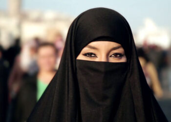 ئەدەبی ئیرۆتیکی ژنانی عەرەب