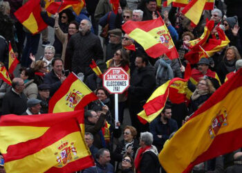 کێشەکانى نێوان مەدرید وکەتەلۆنیا بەدرێژایی مێژوو