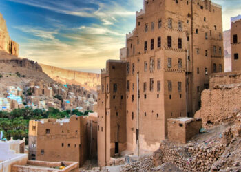 یەمەن؛ وڵاتی خەنجەر بەدەستەکانی برسی