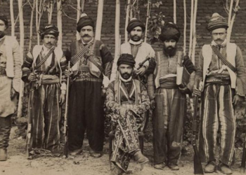 سەرهەڵدان و کەوتنی میرنشینە کوردییەکان: بەشی یەک