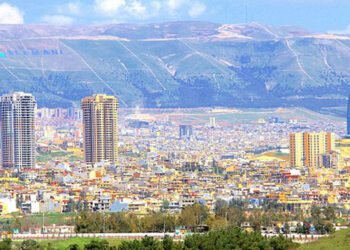 قسەیەکى تر لە بارەى لامەرکەزییەوە