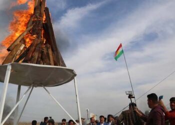 نه‌ورۆز و شوناسی سیاسی