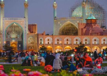 پێکهاته‌ی که‌لتووری ئێرانی و وه‌همی دیموکراسی