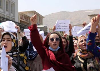 ژینا و شۆڕشه‌که‌ی؛ ژنانی فارس و کورد