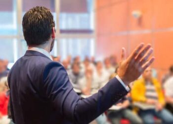 میدیای پۆپۆلیست و کۆمه‌ڵگا