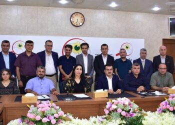 Sectarians and Politics