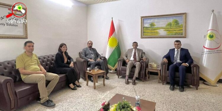 Welcoming the intellectuals