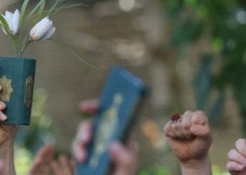 ئازادیی ئایین یان ئازادیی ڕادەبڕین؟