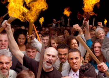 هەمووان ناڕازین؛ بەڵام ئایا ئەم توڕەیییە گشتییە دەبێتە هۆی باشتربوونی بارودۆخی کۆمەڵگا؟