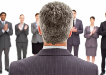 ئامرازەكانی گەیشتن بە دەسەڵات خوێندنەوەیەكی تیۆری- سیاسی