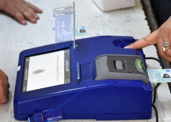 Electronic voting; Challenge and Message