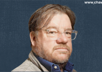 سینان ئەنتوان؛ ئەدەب ئەوەیە ژیان پیشان بده‌یت وەکو ئەوەی هەیە